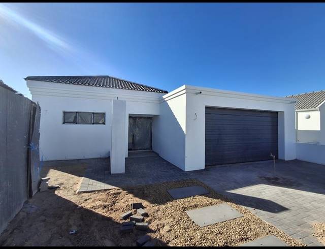 3 BEDROOM HOUSE FOR SALE IN SHELLEY POINT